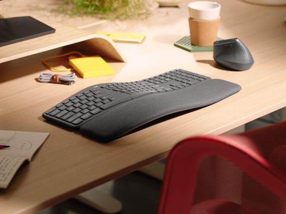 Science-Driven Ergonomic Split Keyboard Provides Superior Wrist and Forearm Support